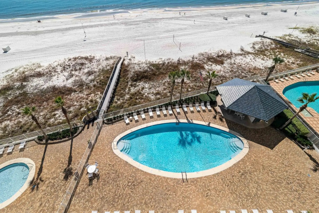 Windward Pointe 1504: top floor, A+ beach view, Orange Beach