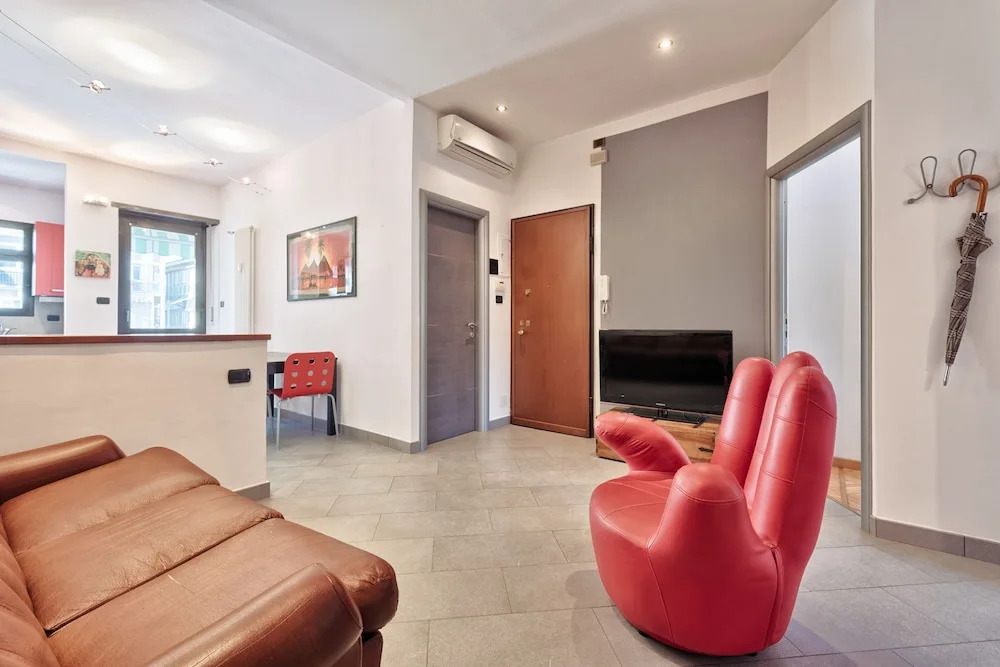 Vanchiglietta Colourful Apartment