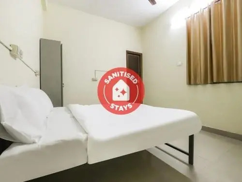 SPOT ON 78169 Lotus Service Apartment
