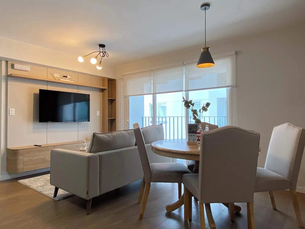 w Engaging 2BR w Cozy Balcony in Miraflores