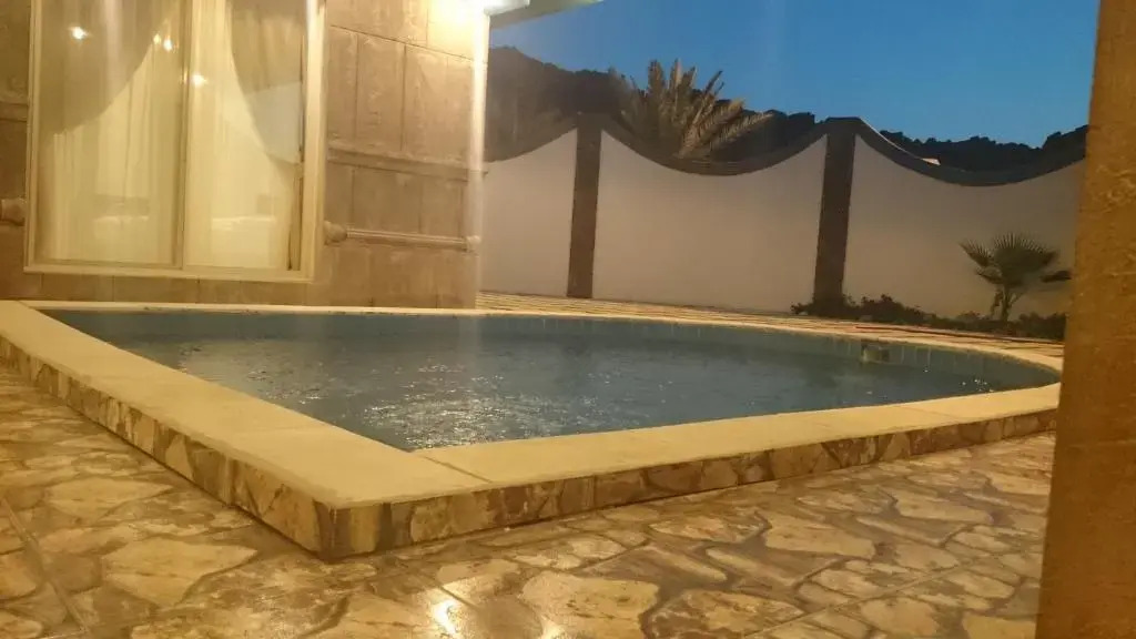 Ark Chalet
