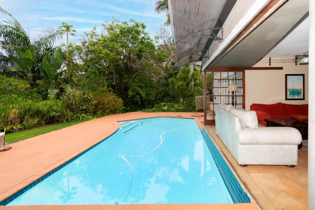 Lagoon Beach House