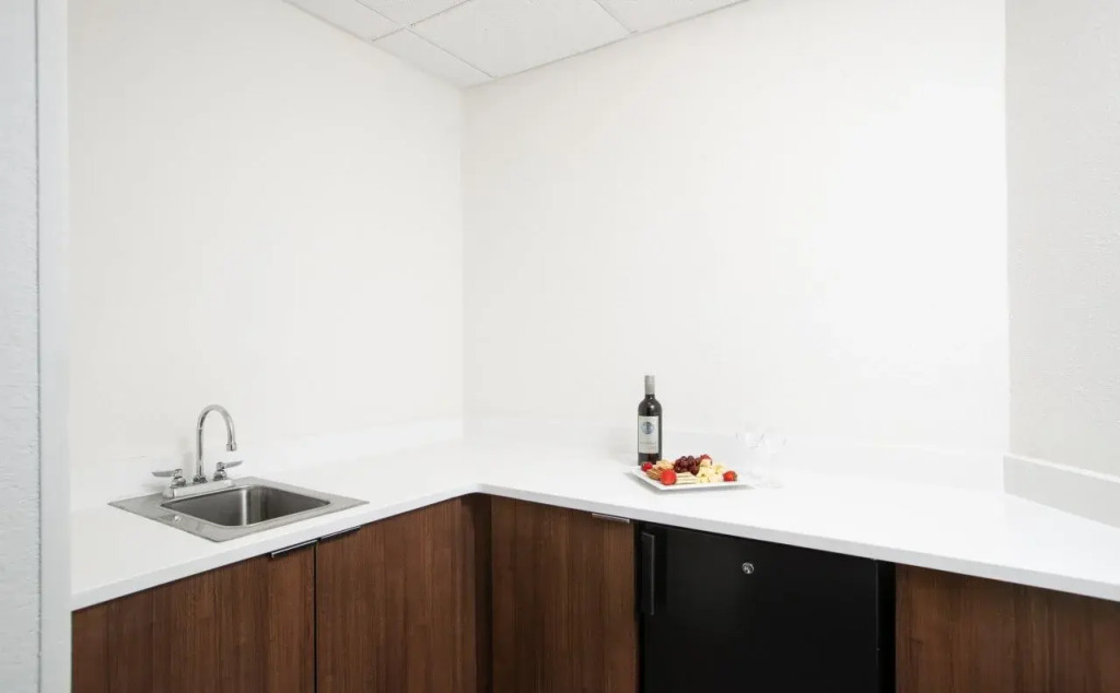 Holiday Inn Charleston-Riverview by IHG