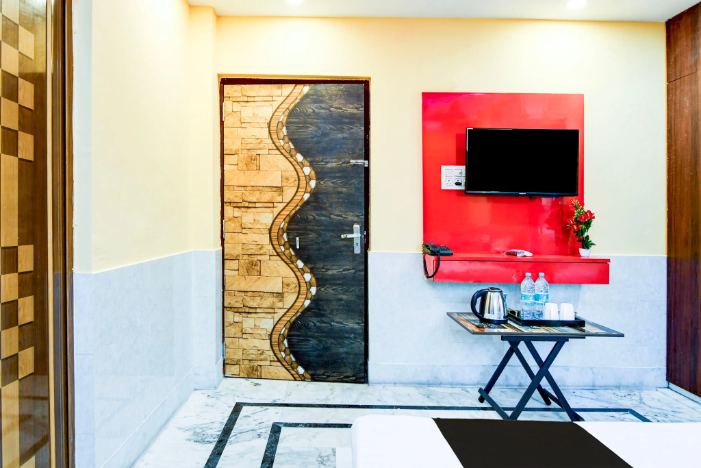 Hotel O Kolkata Near Acropolis Mall Formerly 7 Horse GH