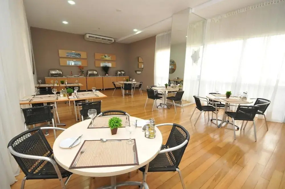 American Flat - Ponta Dareia - Ferreira Hospedagens