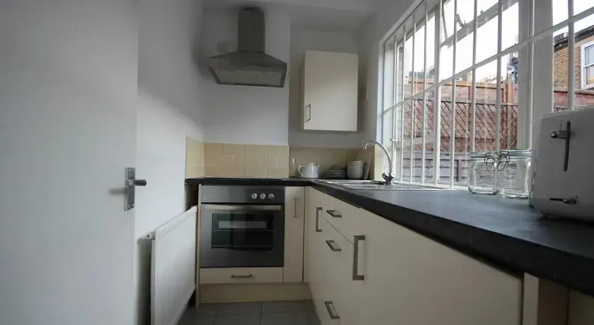 FG Property - Chelsea, Bute Street