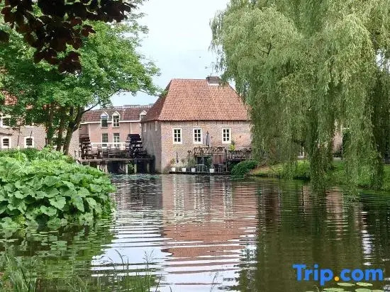 Oude Haven Borculo,  Old Harbour, with a lovely 2-person box spring