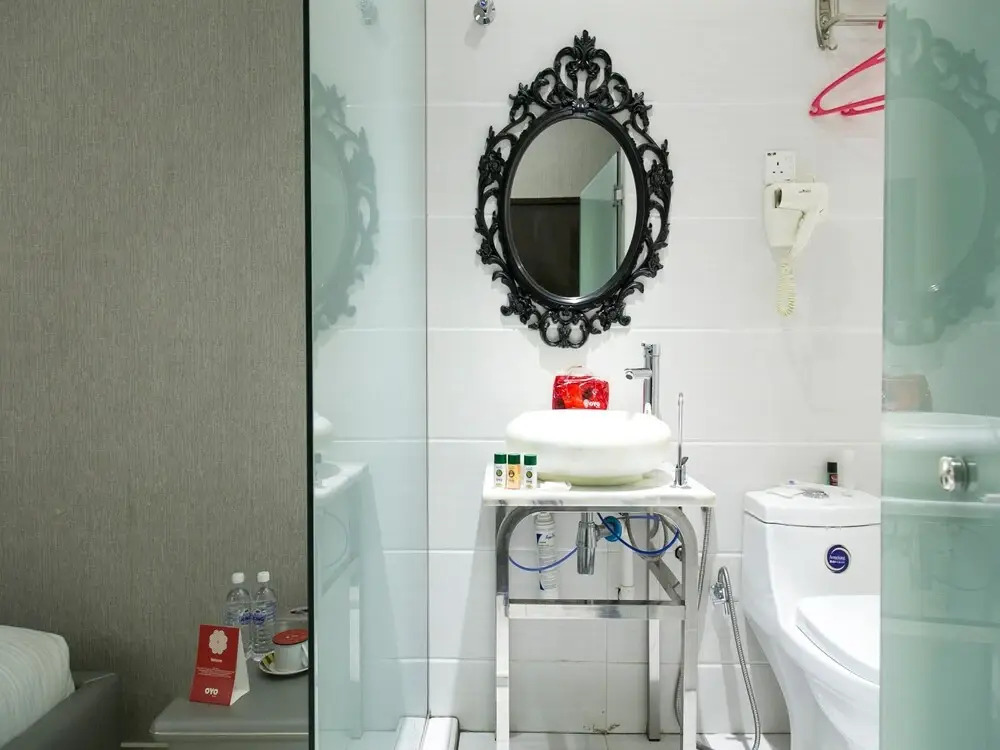OYO Rooms Fahrenheit Mall