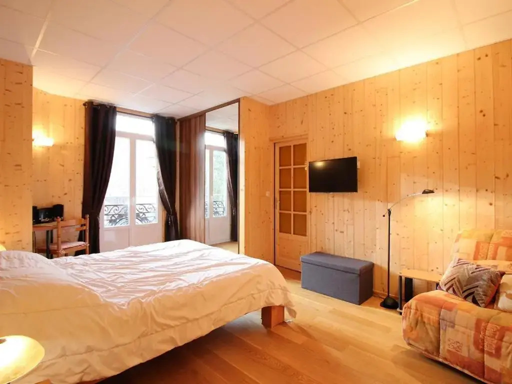 Appartement La Bourboule, 2 pièces, 4 personnes - FR-1-608-118