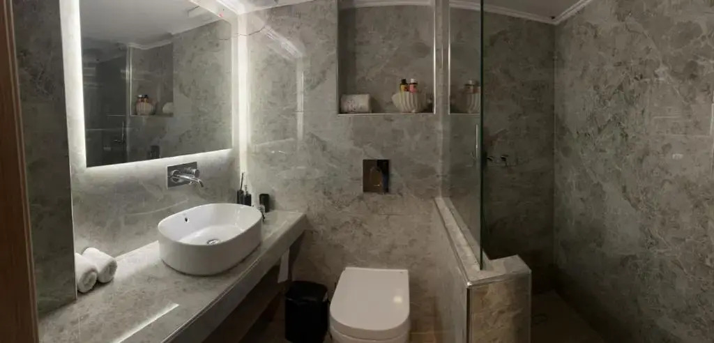Kozani Home 01