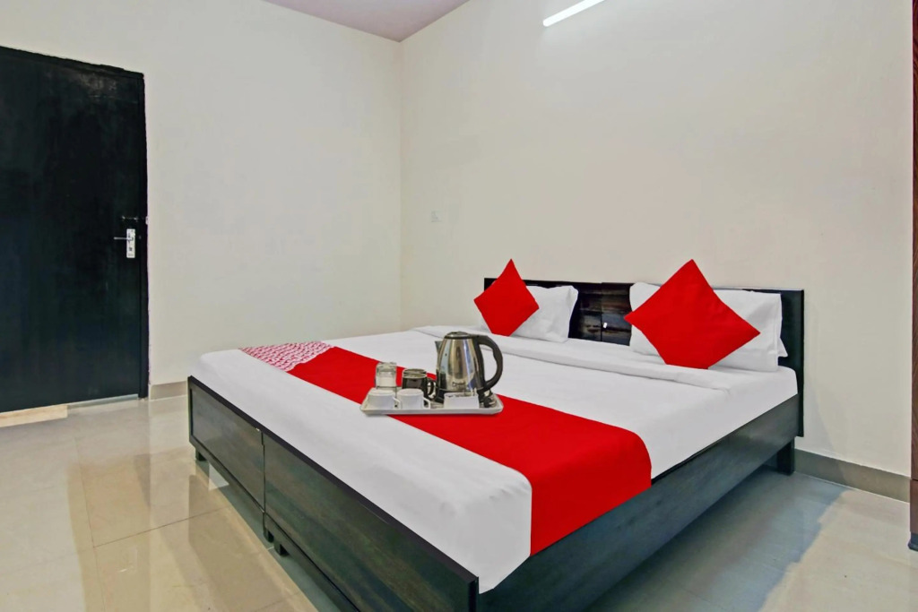 OYO Flagship 70330 Mohan Villa