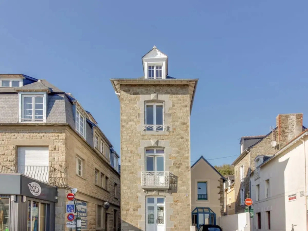 House Marianne Cancale