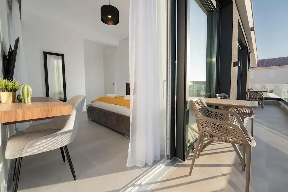 Elegant Villa Cataleya with private pool and sauna