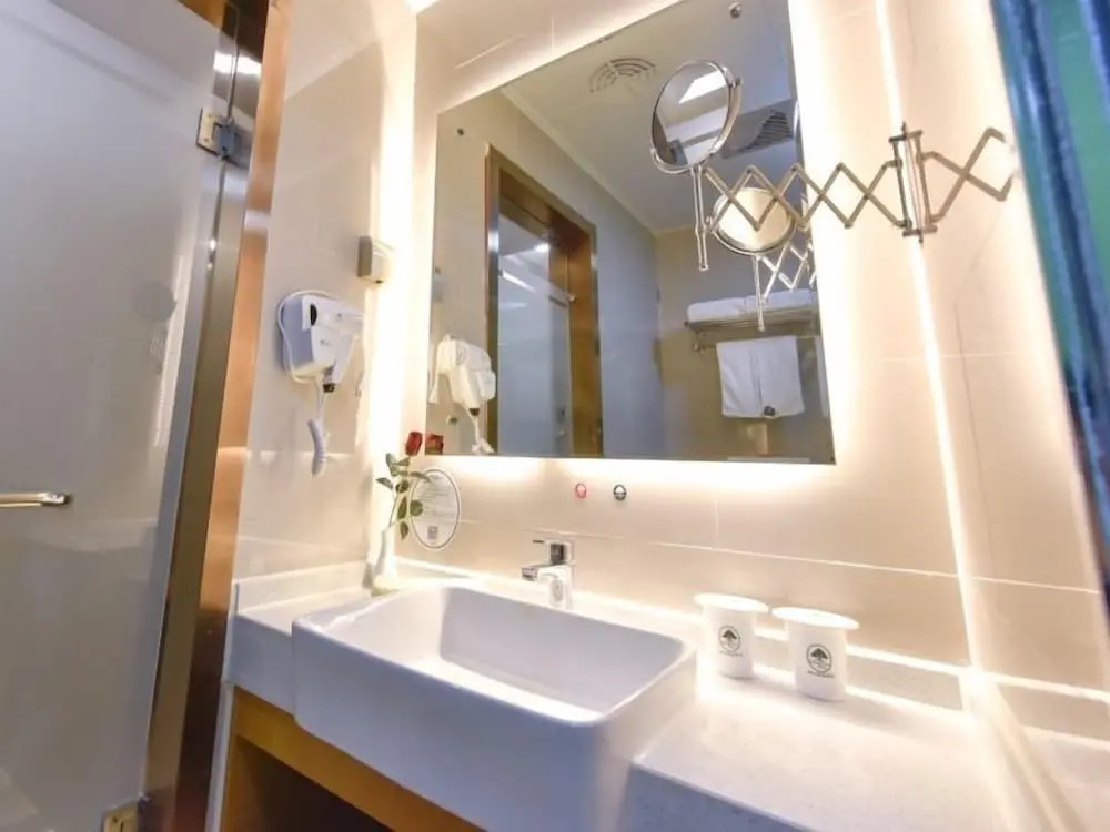 GreenTree Inn Kaifeng Jinming Plaza Business Hotel