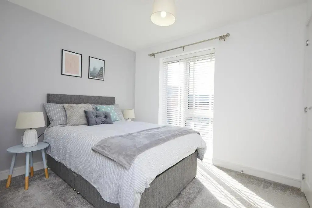 Royal Derby Hospital 3 bed Town House