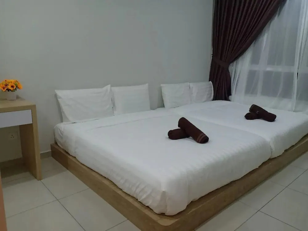 BLeisure Parkland Homestay
