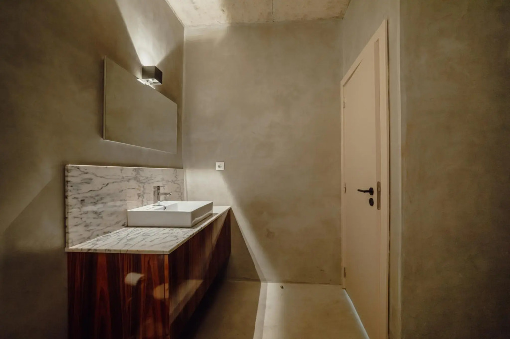 City Center Premium Apartment by Vacationy