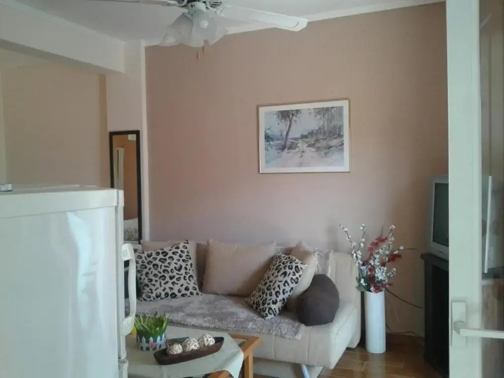 Peramos Apartments