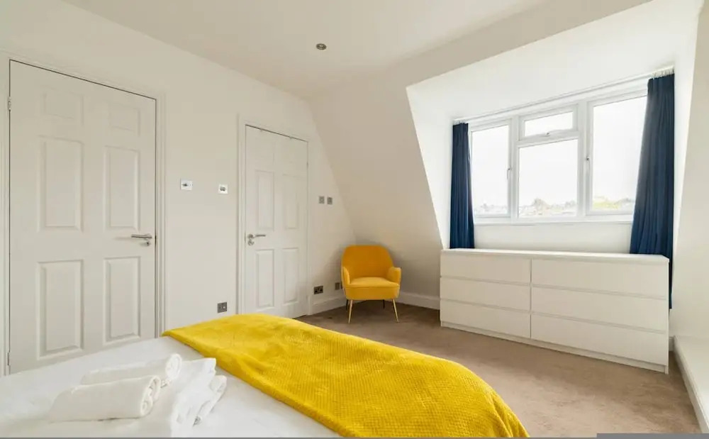 Your Home Away Newly Refurbished 3BR in Wandsworth