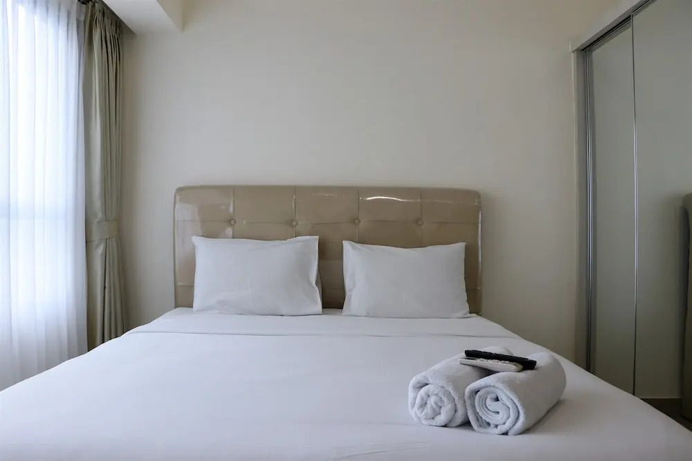 Full Furnished With Simply Look Studio At Springlake Summarecon Bekasi Apartment
