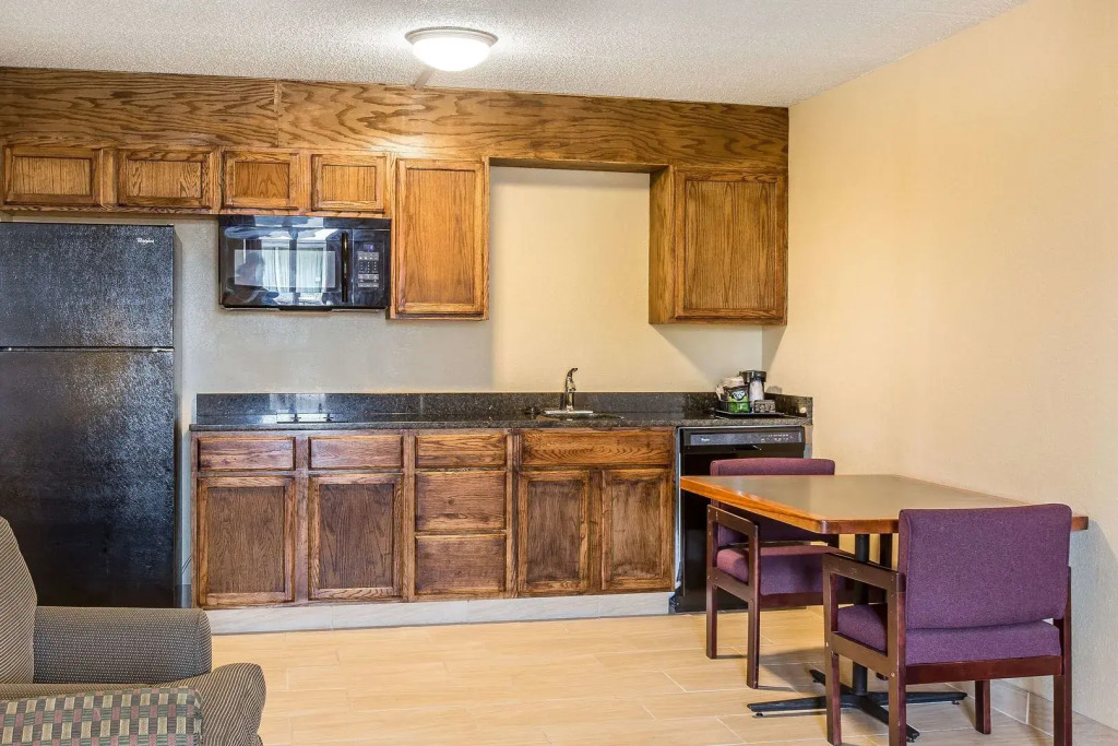 Quality Inn & Suites Easley - Greenville