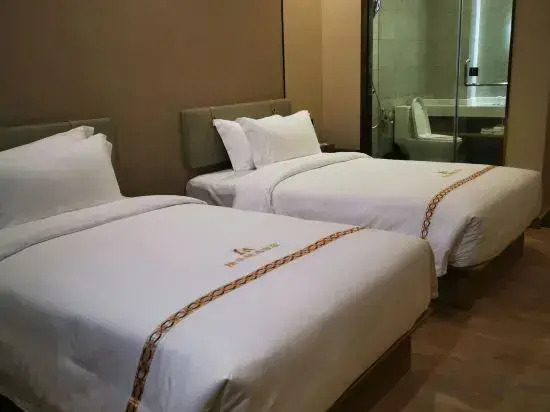 Zhuhai Longhua Select Hotel