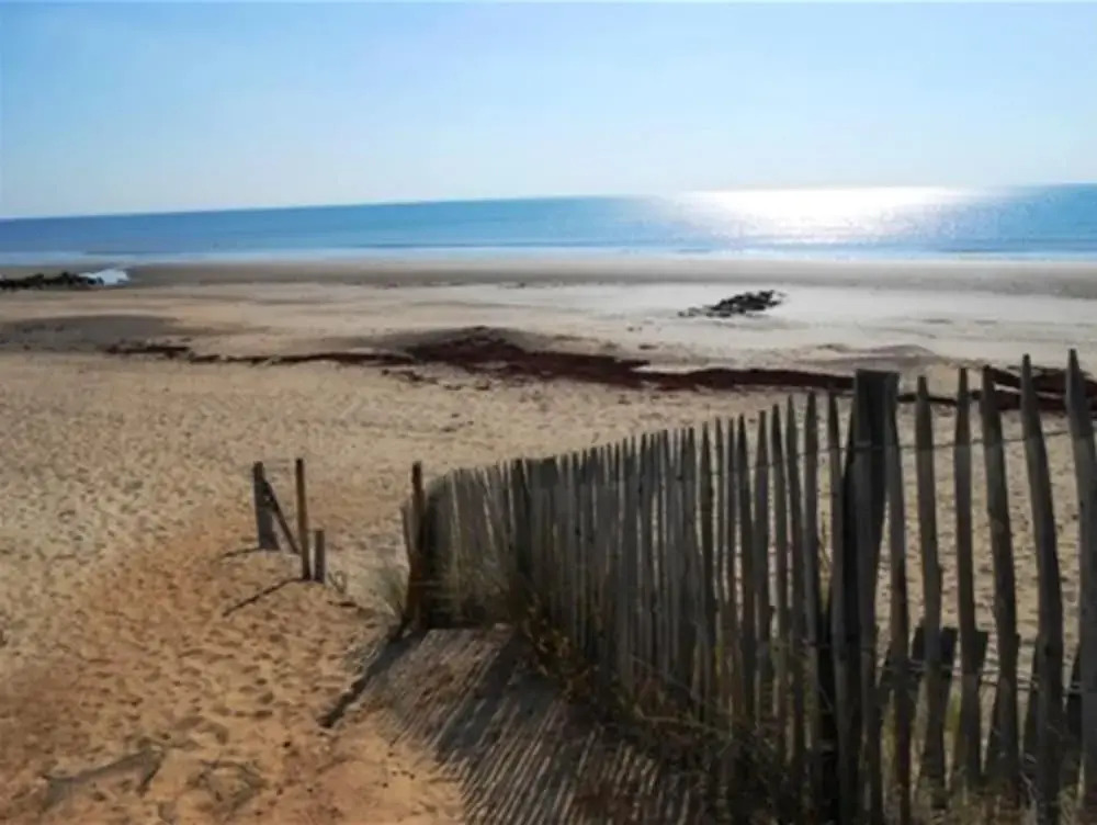 Apartment With one Bedroom in Saint-hilaire-de-riez, With Wonderful sea View and Furnished Balcony - 500 m From the Beach