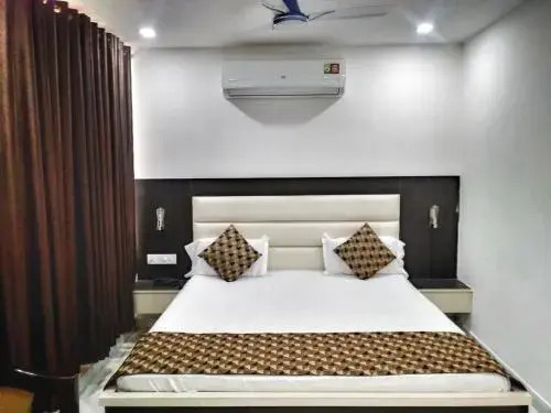 Canvas Rooms
