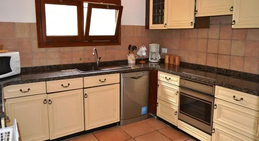 5040 Casa Markoli