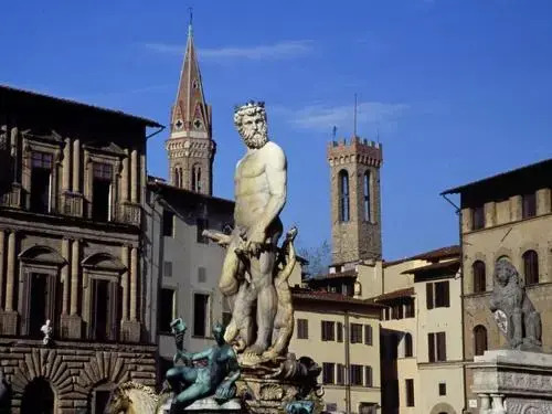 Luxury Apartments by Palazzo Portinari Salviati