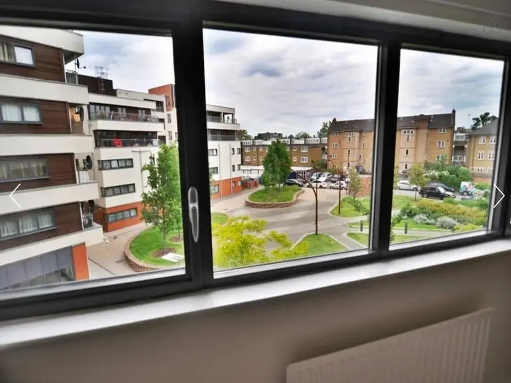 Cottage Road Flat