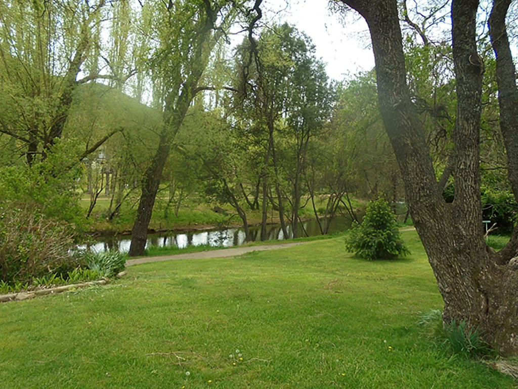 Riverbank Park MOTEL
