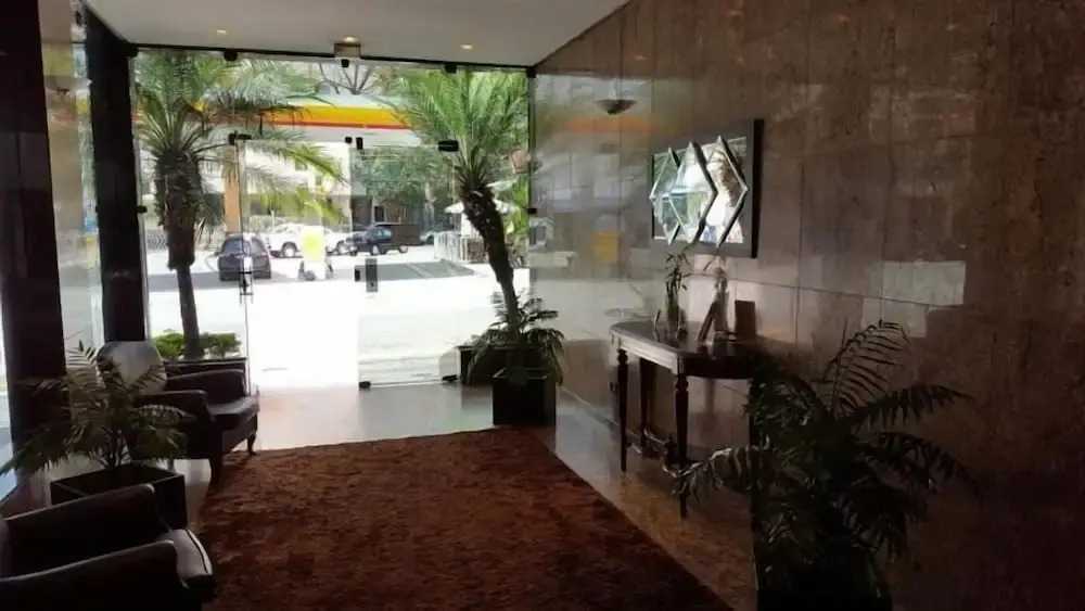 Hotel Três Poderes