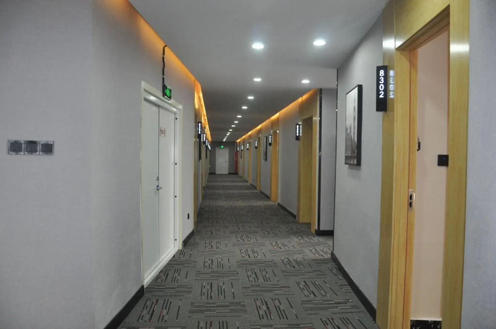 Lushang Spring Lake Resort