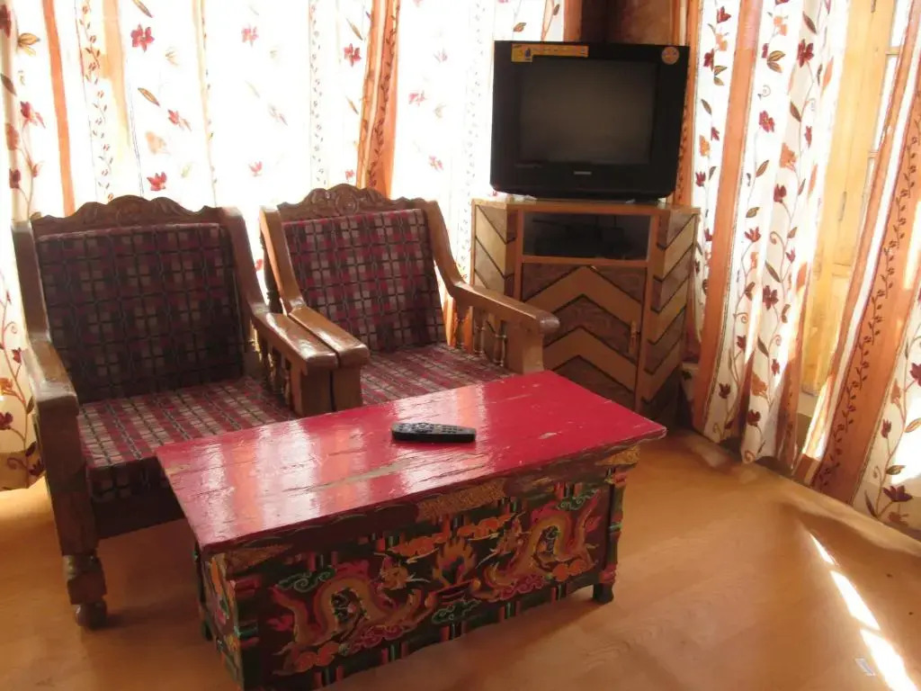 New Moon Guest House