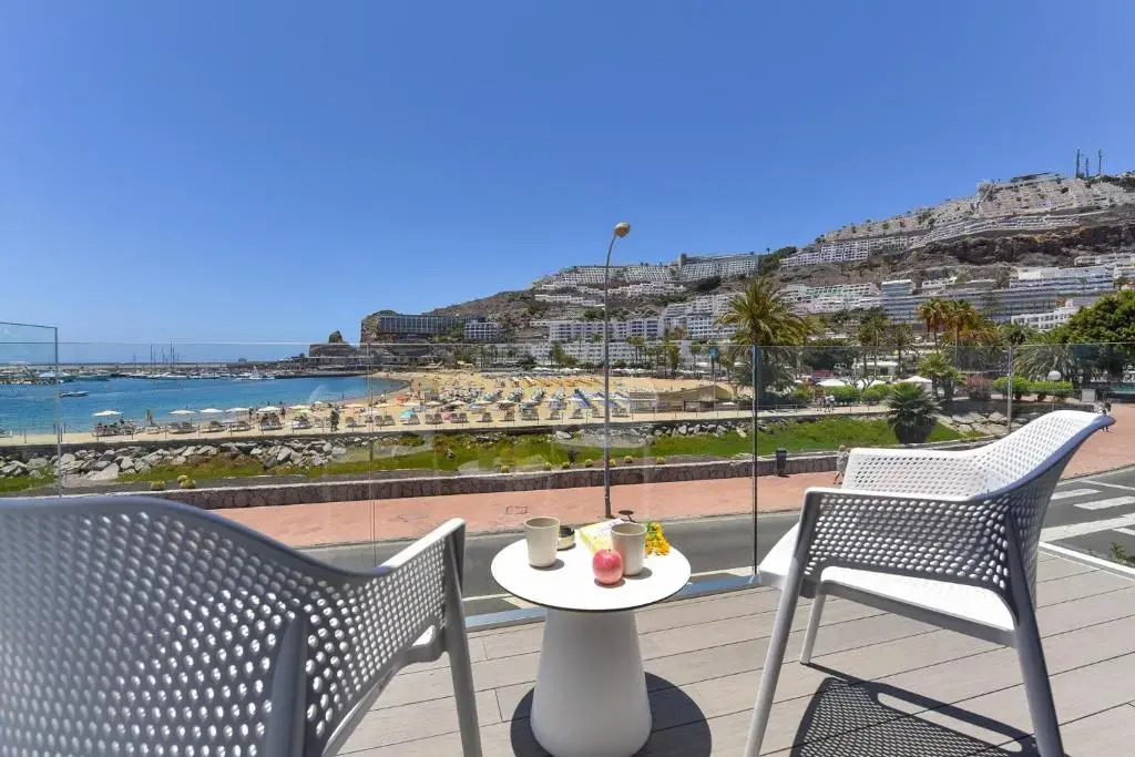 BeachFront Suites Morea Puerto Rico by VillaGranCanaria