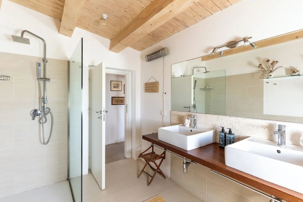 Villa Silvia With Swimming Pool by Wonderful Italy
