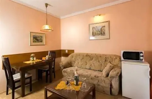 Apartments Klam