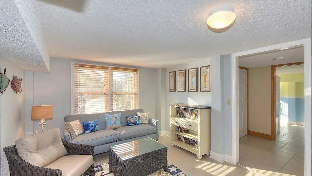 Four Sea Sons - 6 Br Home
