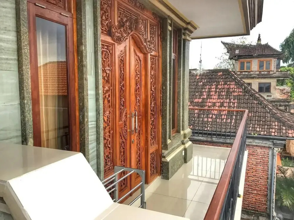 Sapta House
