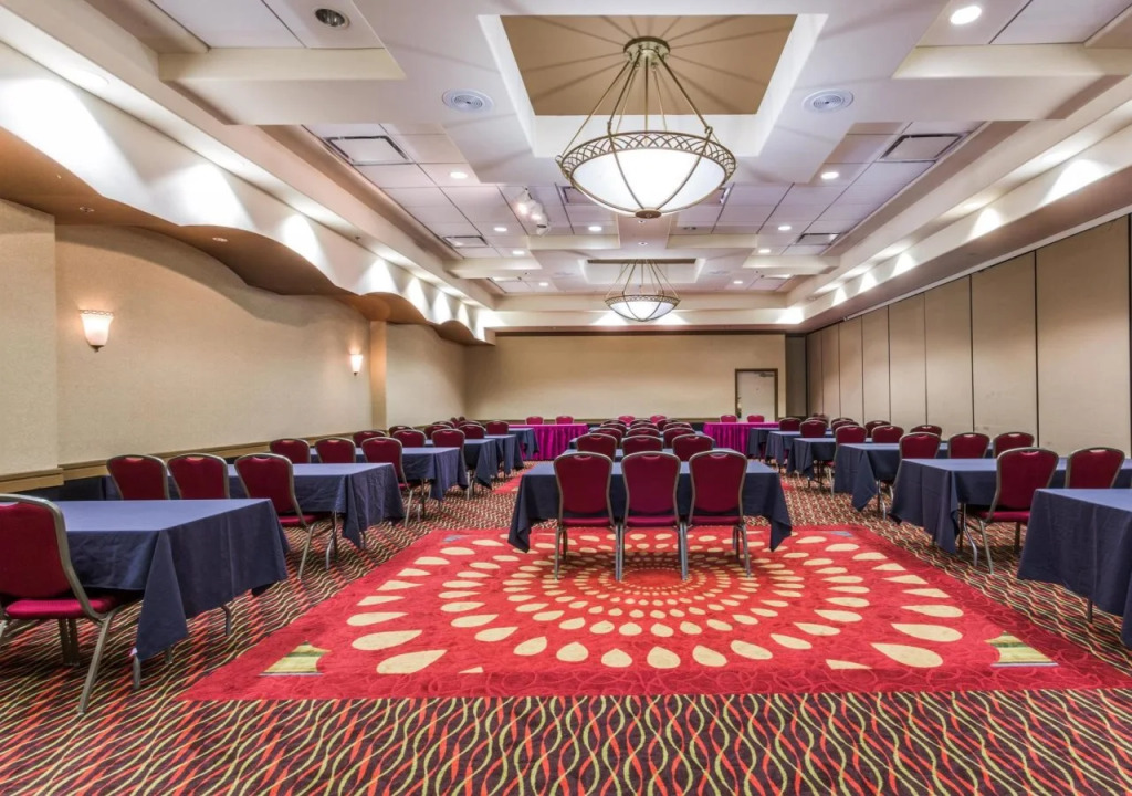 Ramada Jacksonville South Conference Center