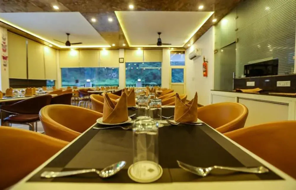 Ezzenza Mahayana Resort & Spa