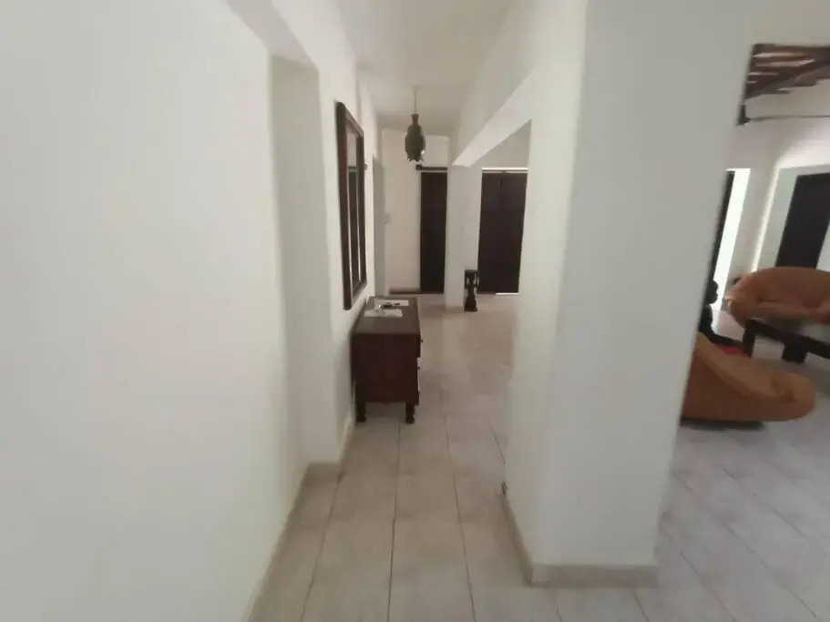 Kivulini House Diani 5 bedroom with pool