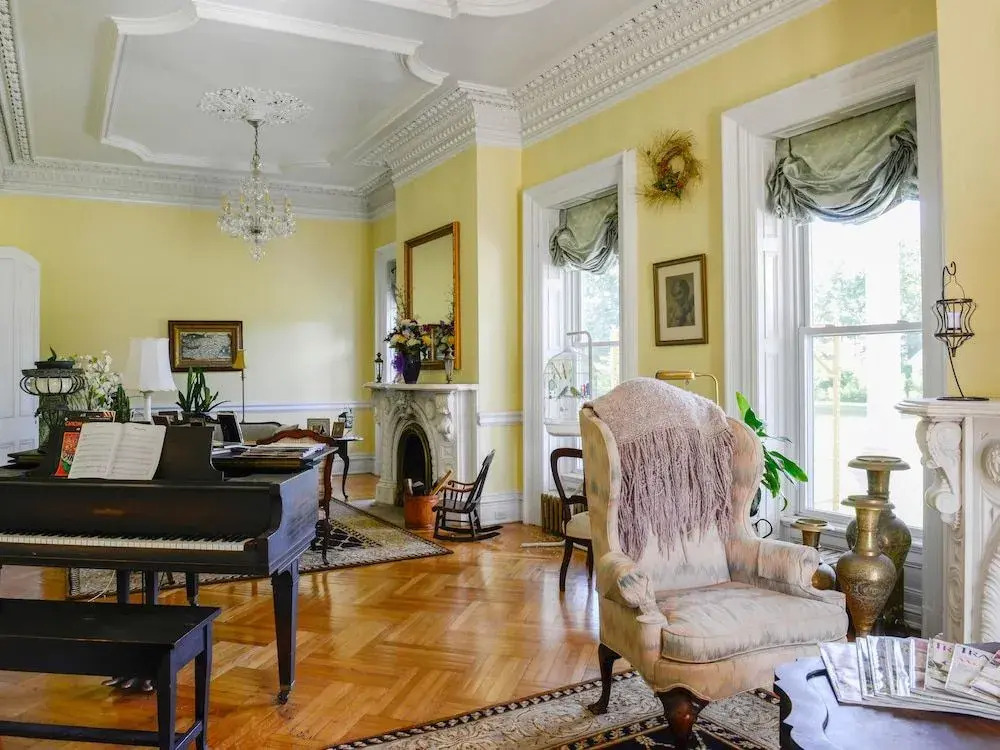 Marble Mansion Inn