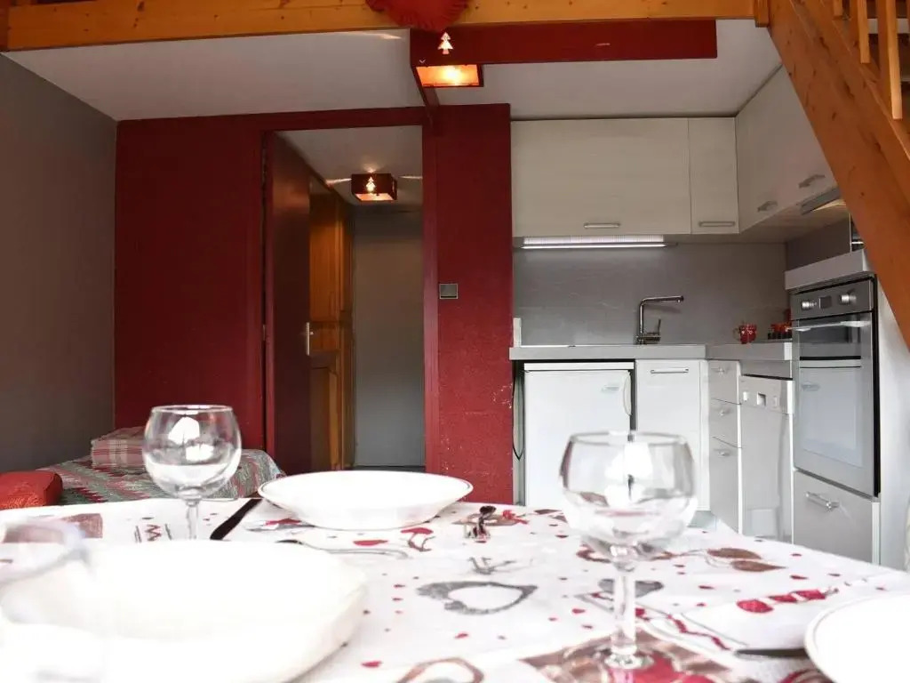 Appartement Méribel, 1 pièce, 5 personnes - FR-1-180-304