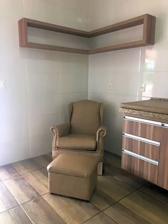 Flat Cavalinho Branco - Ap 136