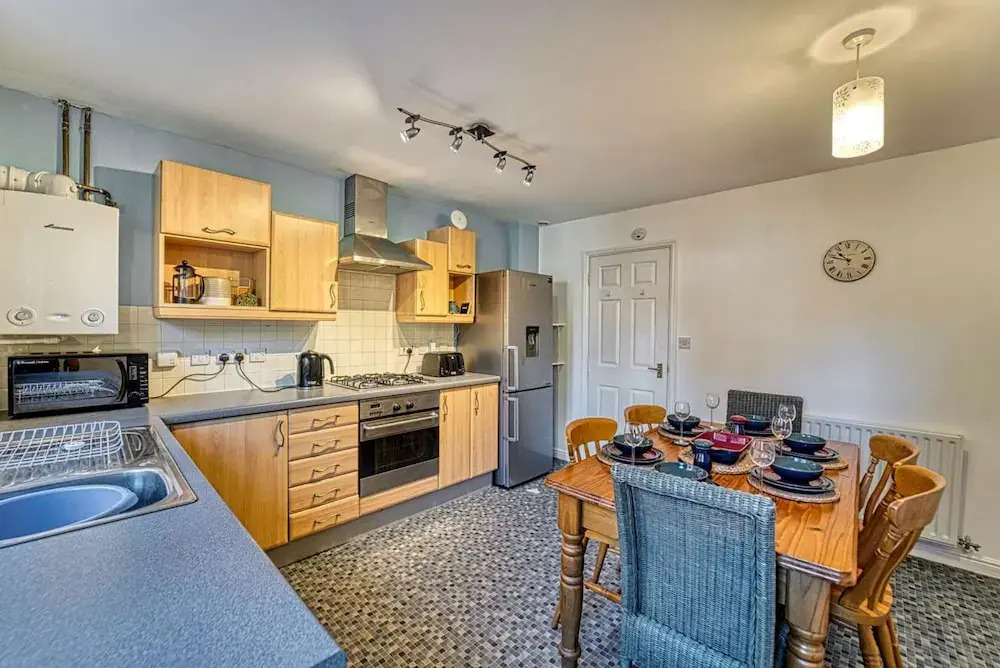 Host Stay Lion Court