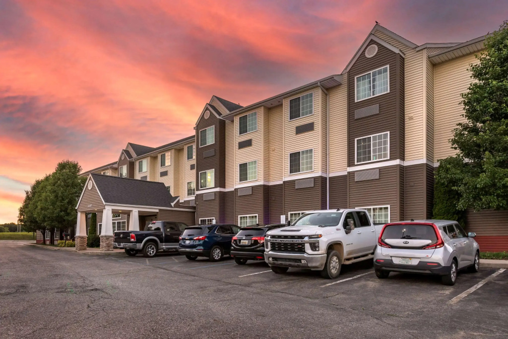 Sleep Inn & Suites Kalamazoo Southwest