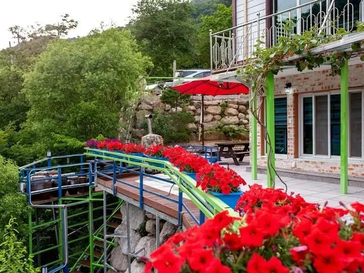 Hwachaebong Gaegok Pension