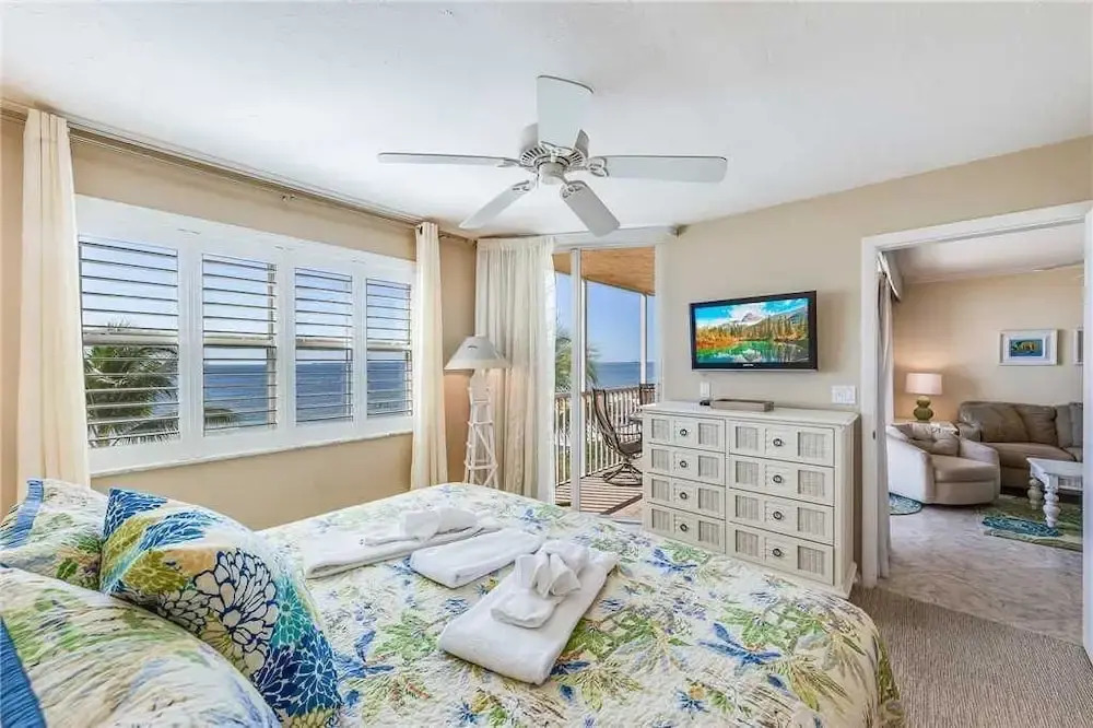Estero Island Beach Villas 304 - Two Bedroom Condo